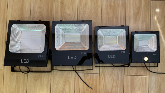 50w - 300w Thick Style Outdoor Led Flood Lights Aluminium IP65 Floodlight 1