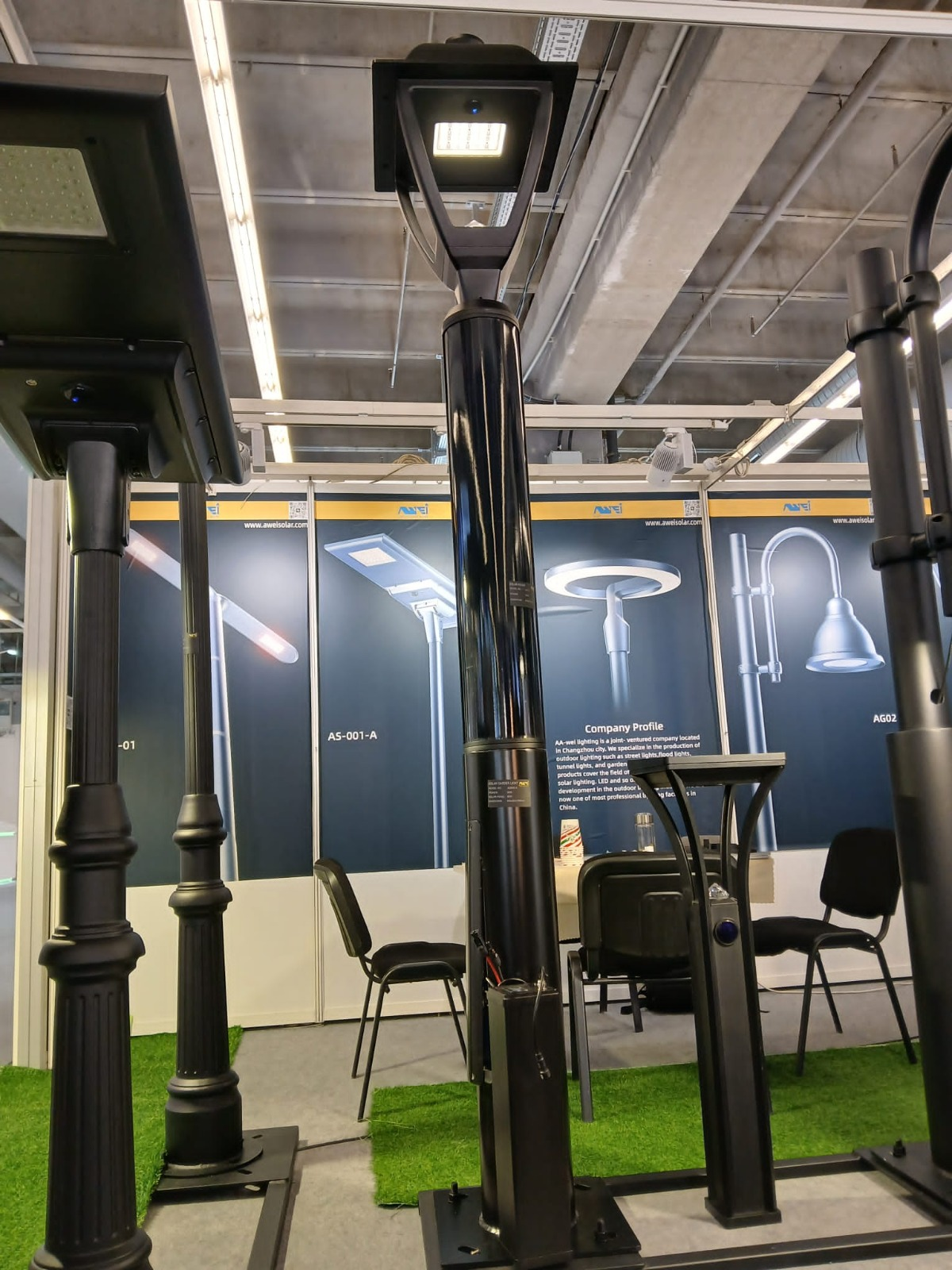 Latest company blogs about Tempered Glass Solar Cylindrical Module Officially Launched.