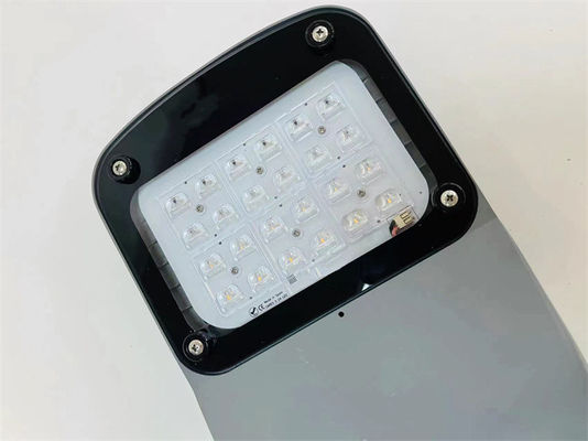 Buy IP65 40W 6000K Outdoor LED Street Lights Waterproof  Simple And Durable LED Street Light Fixtures For Residential Areas online manufacture